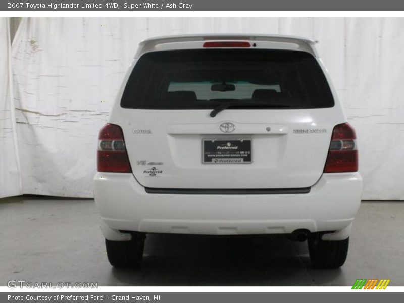 Super White / Ash Gray 2007 Toyota Highlander Limited 4WD
