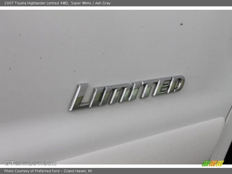 Super White / Ash Gray 2007 Toyota Highlander Limited 4WD