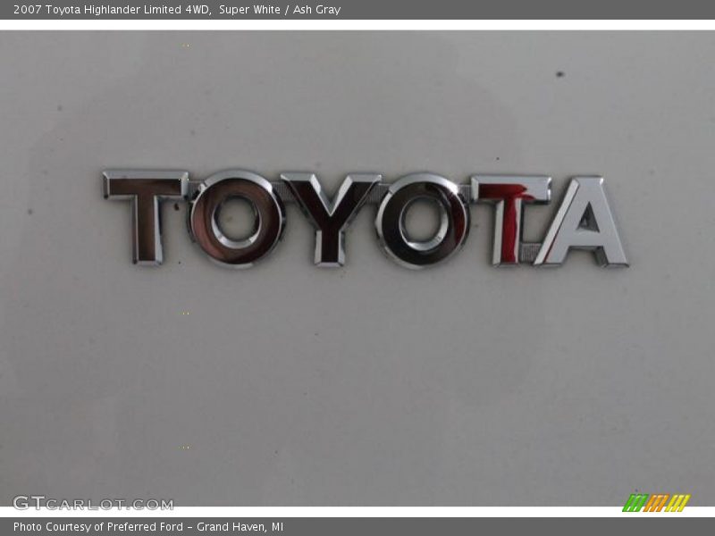 Super White / Ash Gray 2007 Toyota Highlander Limited 4WD