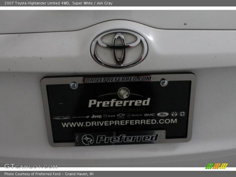 Super White / Ash Gray 2007 Toyota Highlander Limited 4WD