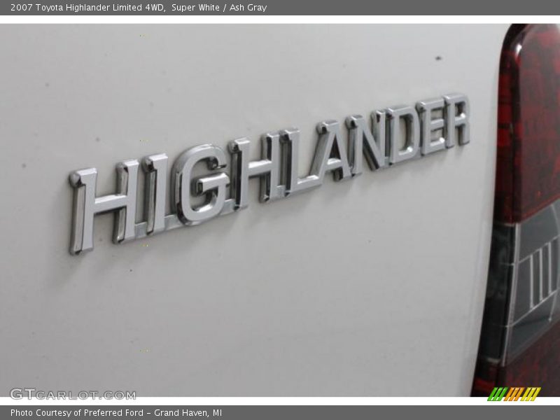 Super White / Ash Gray 2007 Toyota Highlander Limited 4WD