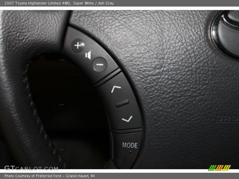 Super White / Ash Gray 2007 Toyota Highlander Limited 4WD