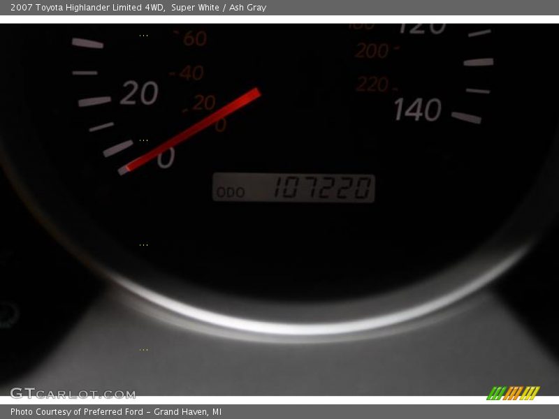 Super White / Ash Gray 2007 Toyota Highlander Limited 4WD