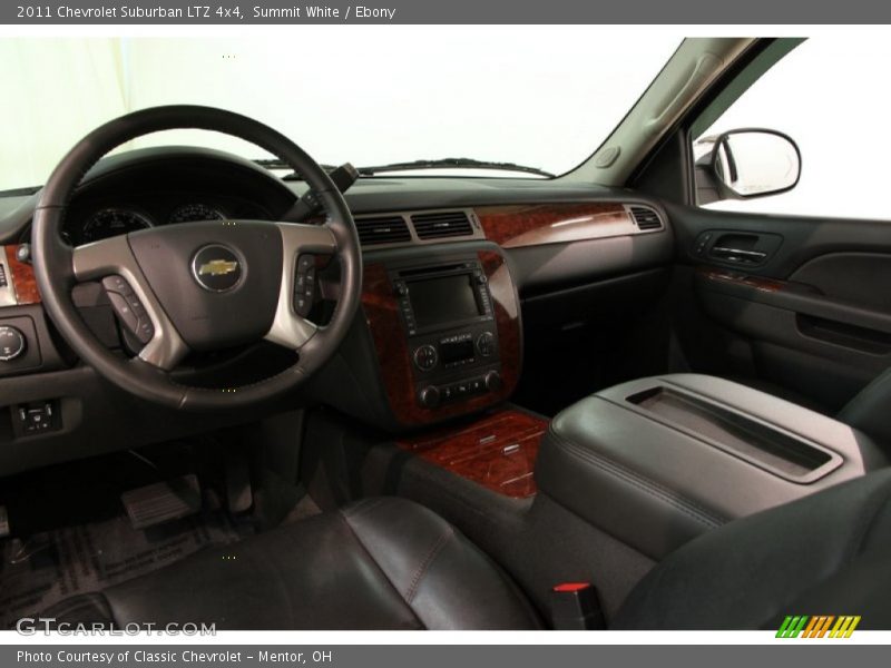 Summit White / Ebony 2011 Chevrolet Suburban LTZ 4x4