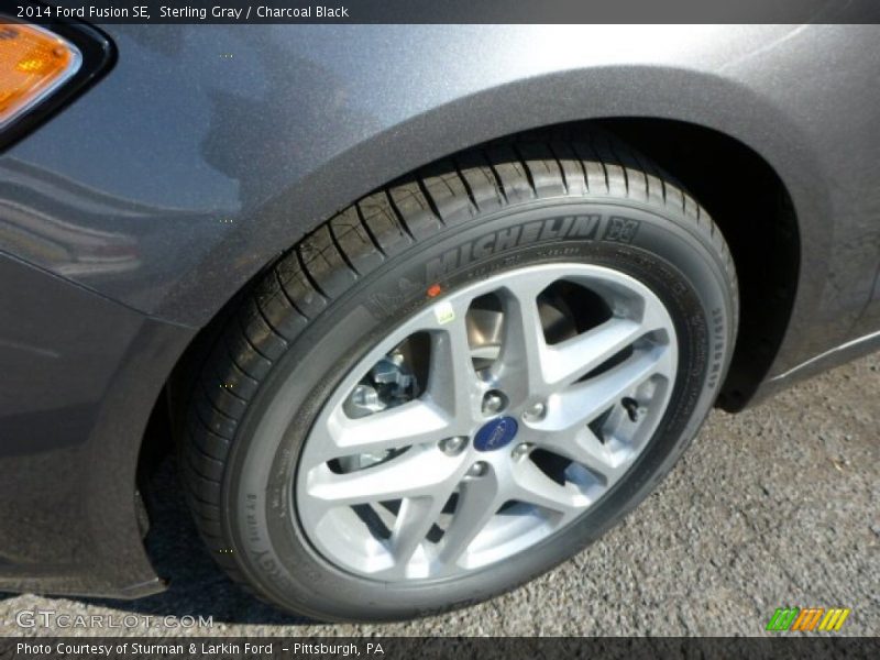 Sterling Gray / Charcoal Black 2014 Ford Fusion SE