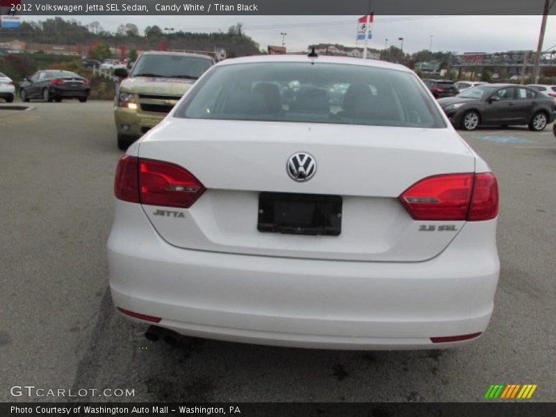 Candy White / Titan Black 2012 Volkswagen Jetta SEL Sedan