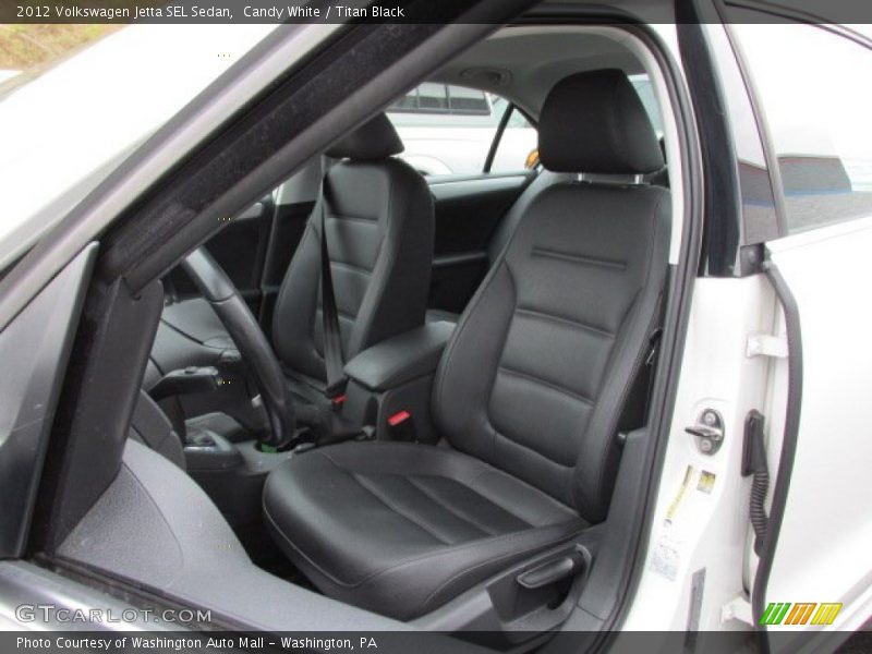 Candy White / Titan Black 2012 Volkswagen Jetta SEL Sedan