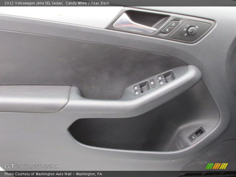 Candy White / Titan Black 2012 Volkswagen Jetta SEL Sedan