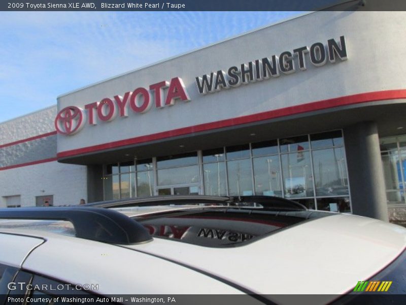 Blizzard White Pearl / Taupe 2009 Toyota Sienna XLE AWD