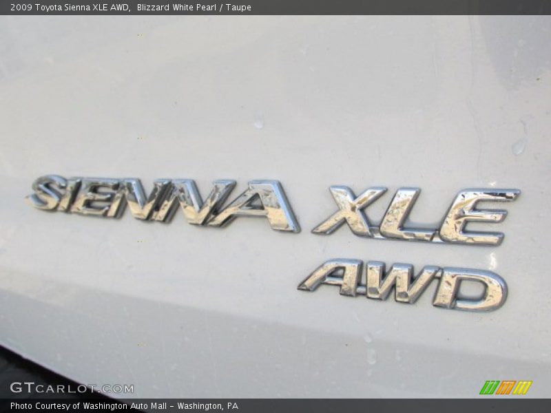 Blizzard White Pearl / Taupe 2009 Toyota Sienna XLE AWD
