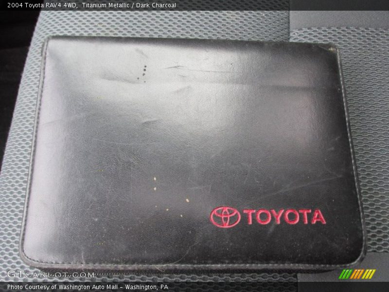 Titanium Metallic / Dark Charcoal 2004 Toyota RAV4 4WD