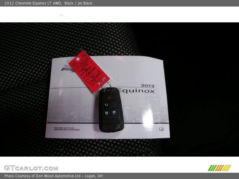 Black / Jet Black 2012 Chevrolet Equinox LT AWD
