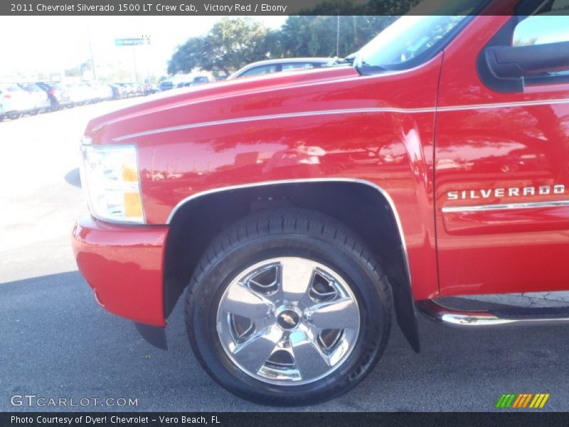 Victory Red / Ebony 2011 Chevrolet Silverado 1500 LT Crew Cab