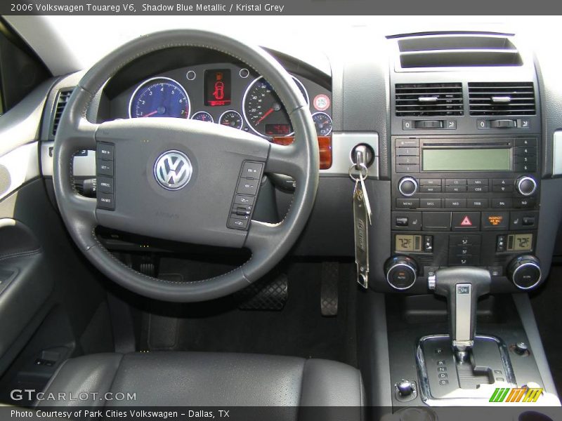 Shadow Blue Metallic / Kristal Grey 2006 Volkswagen Touareg V6