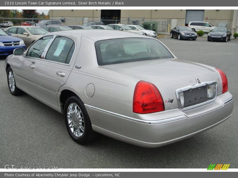 Silver Birch Metallic / Black 2010 Lincoln Town Car Signature Limited