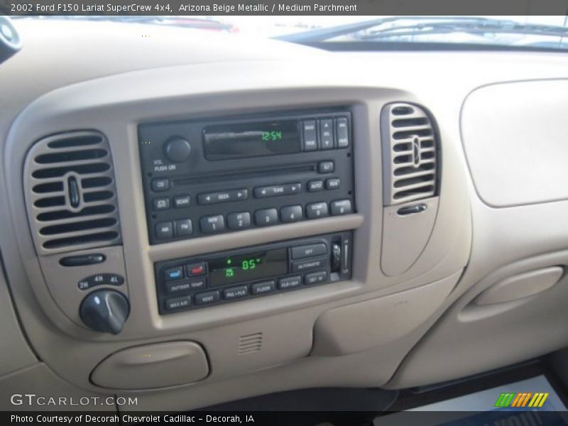 Arizona Beige Metallic / Medium Parchment 2002 Ford F150 Lariat SuperCrew 4x4