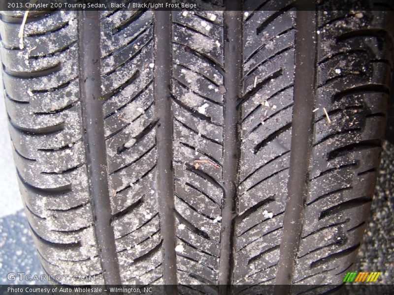 Black / Black/Light Frost Beige 2013 Chrysler 200 Touring Sedan