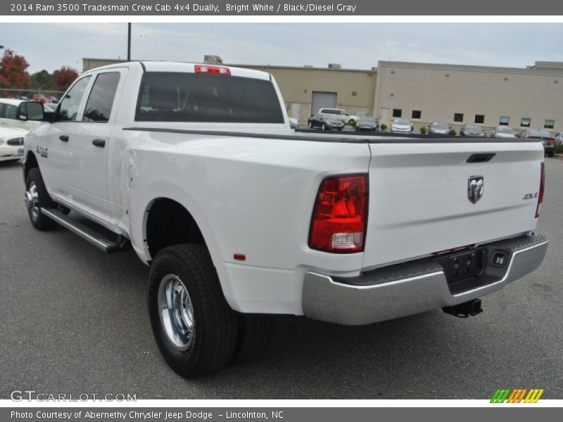 Bright White / Black/Diesel Gray 2014 Ram 3500 Tradesman Crew Cab 4x4 Dually