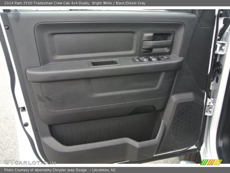 Bright White / Black/Diesel Gray 2014 Ram 3500 Tradesman Crew Cab 4x4 Dually