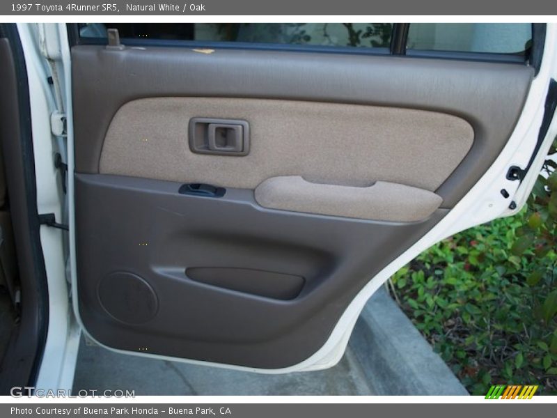 Natural White / Oak 1997 Toyota 4Runner SR5
