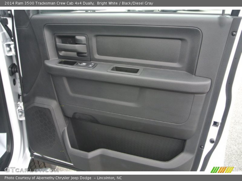 Bright White / Black/Diesel Gray 2014 Ram 3500 Tradesman Crew Cab 4x4 Dually