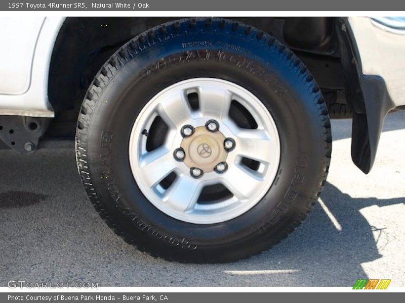 Natural White / Oak 1997 Toyota 4Runner SR5