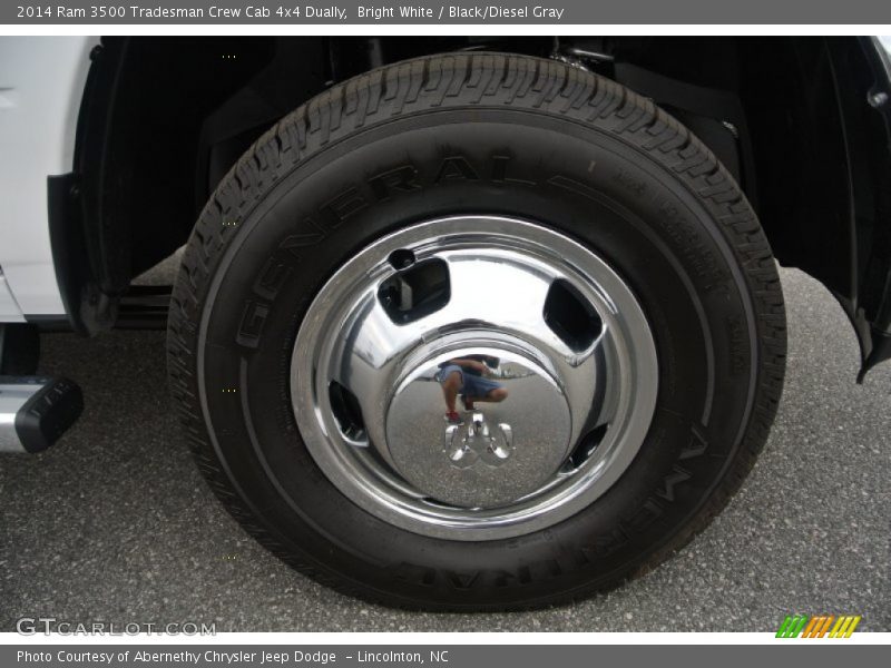 Bright White / Black/Diesel Gray 2014 Ram 3500 Tradesman Crew Cab 4x4 Dually