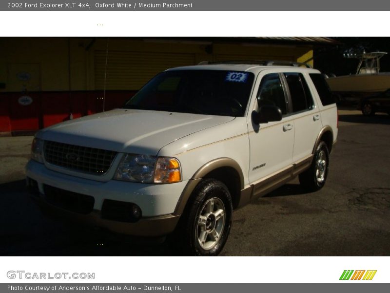 Oxford White / Medium Parchment 2002 Ford Explorer XLT 4x4