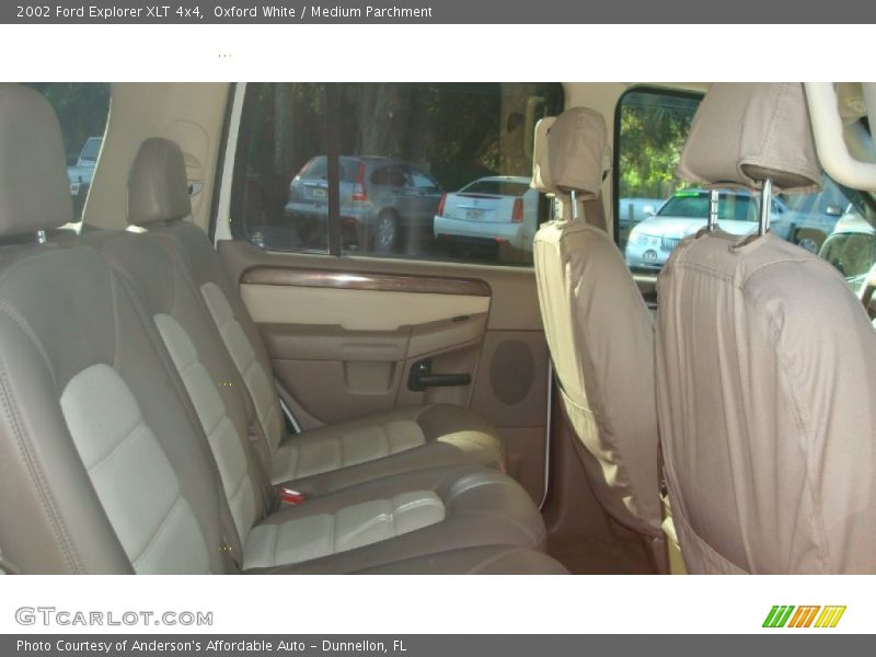 Oxford White / Medium Parchment 2002 Ford Explorer XLT 4x4