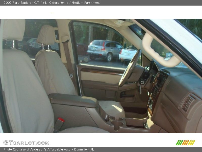 Oxford White / Medium Parchment 2002 Ford Explorer XLT 4x4