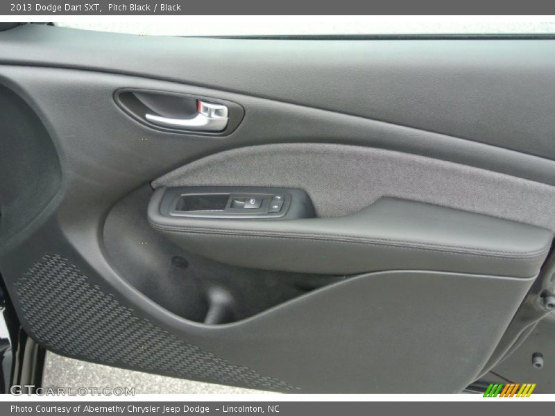Pitch Black / Black 2013 Dodge Dart SXT