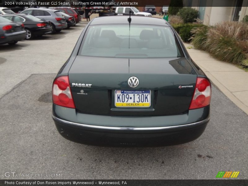 Northern Green Metallic / Anthracite 2004 Volkswagen Passat GLS Sedan