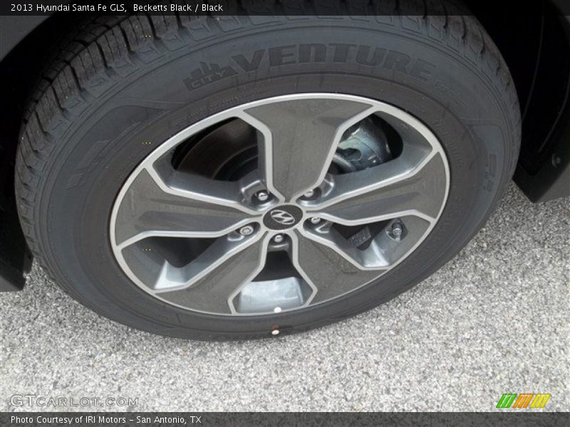 Becketts Black / Black 2013 Hyundai Santa Fe GLS
