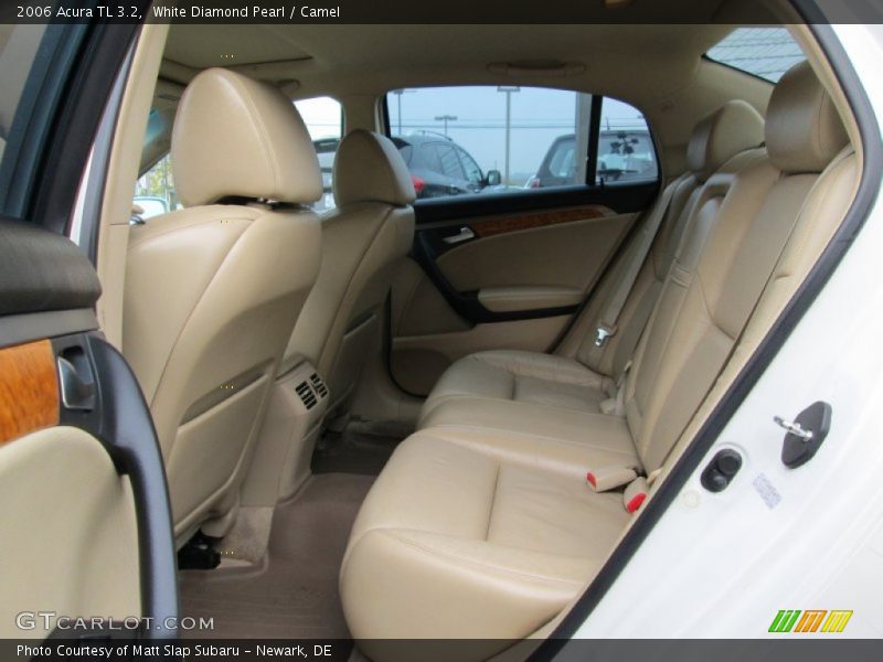 White Diamond Pearl / Camel 2006 Acura TL 3.2