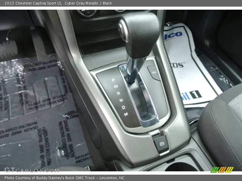 Cyber Gray Metallic / Black 2013 Chevrolet Captiva Sport LS