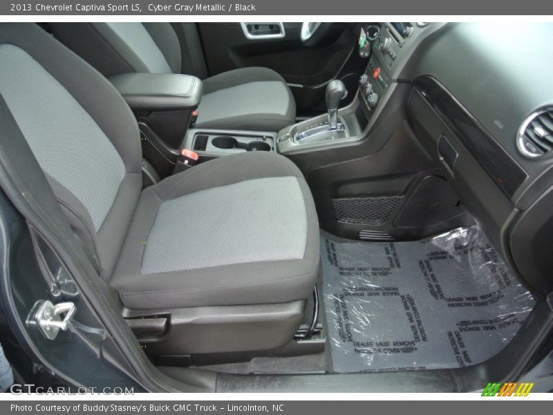 Cyber Gray Metallic / Black 2013 Chevrolet Captiva Sport LS
