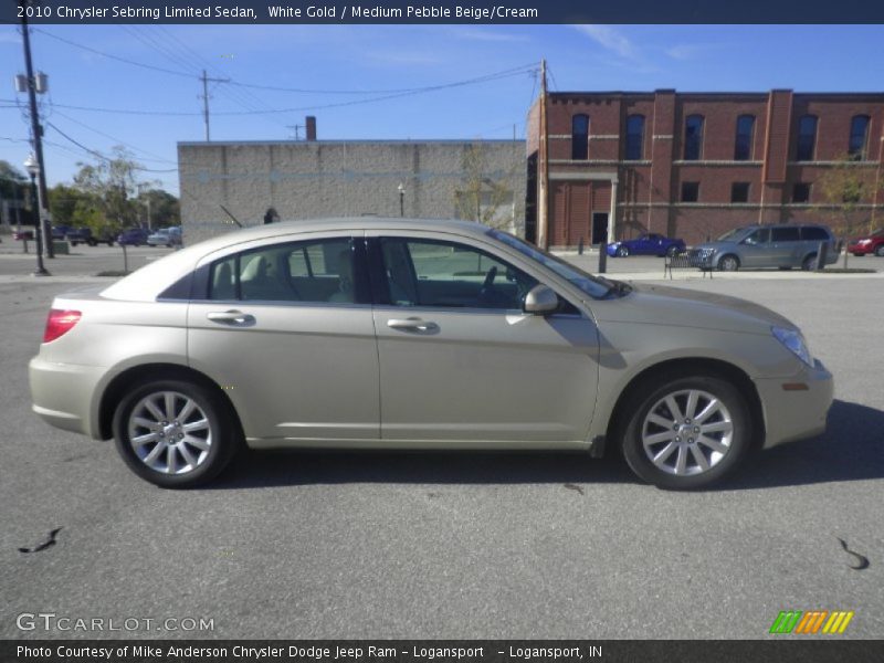 White Gold / Medium Pebble Beige/Cream 2010 Chrysler Sebring Limited Sedan