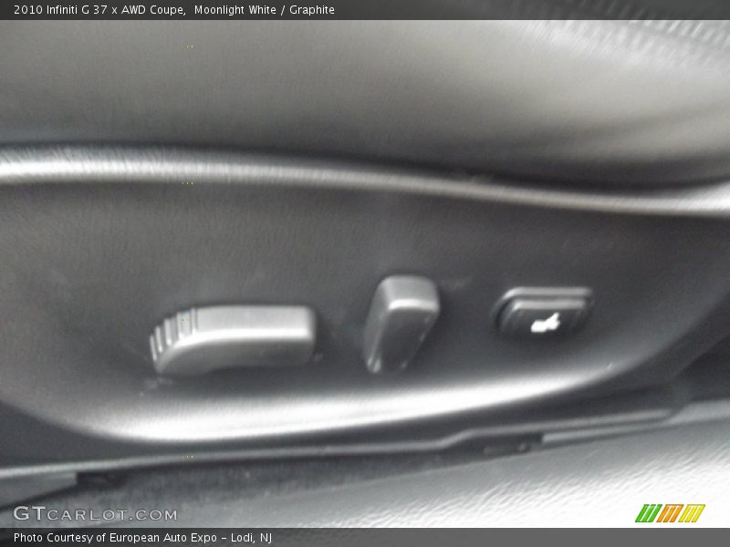 Moonlight White / Graphite 2010 Infiniti G 37 x AWD Coupe