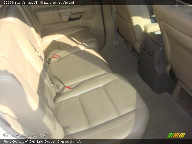 Blizzard White / Almond 2009 Nissan Armada SE