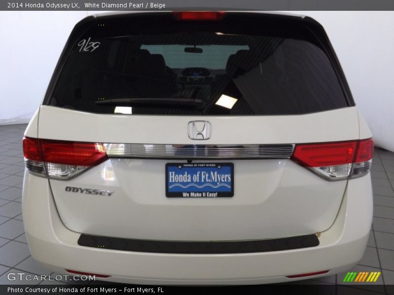 White Diamond Pearl / Beige 2014 Honda Odyssey LX