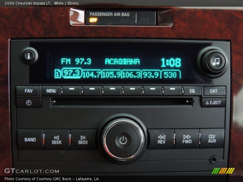 White / Ebony 2009 Chevrolet Impala LT