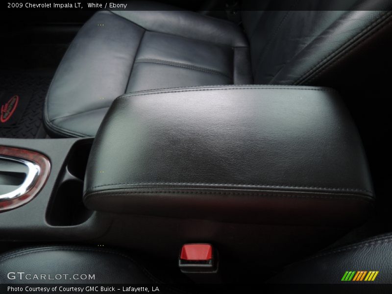 White / Ebony 2009 Chevrolet Impala LT