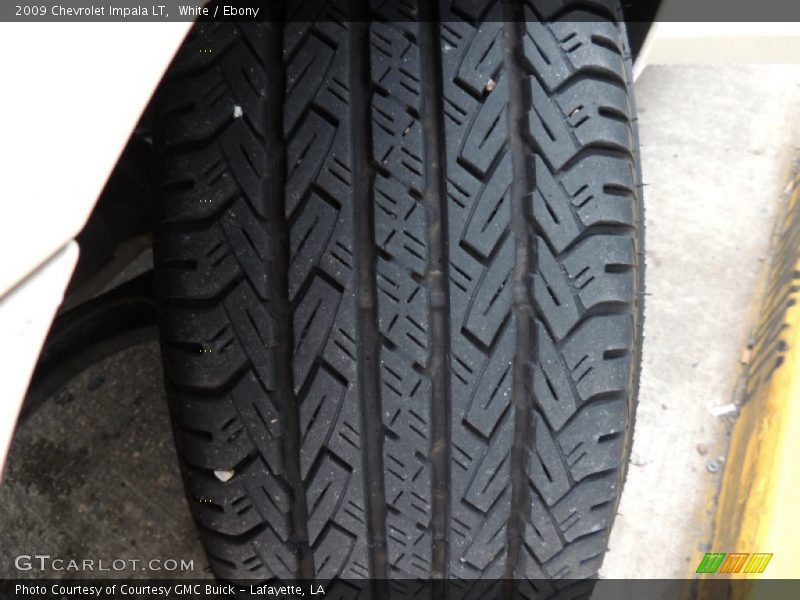 White / Ebony 2009 Chevrolet Impala LT