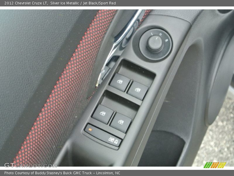 Silver Ice Metallic / Jet Black/Sport Red 2012 Chevrolet Cruze LT