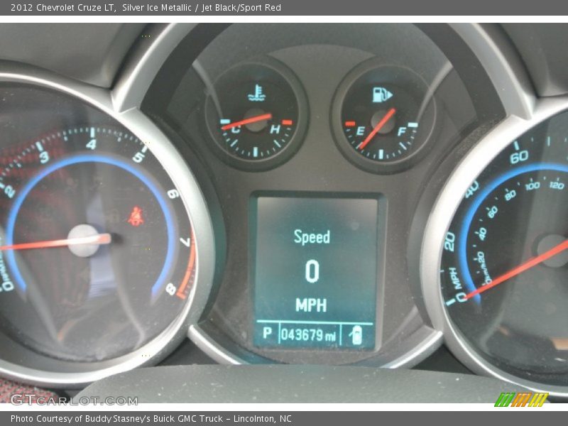 Silver Ice Metallic / Jet Black/Sport Red 2012 Chevrolet Cruze LT