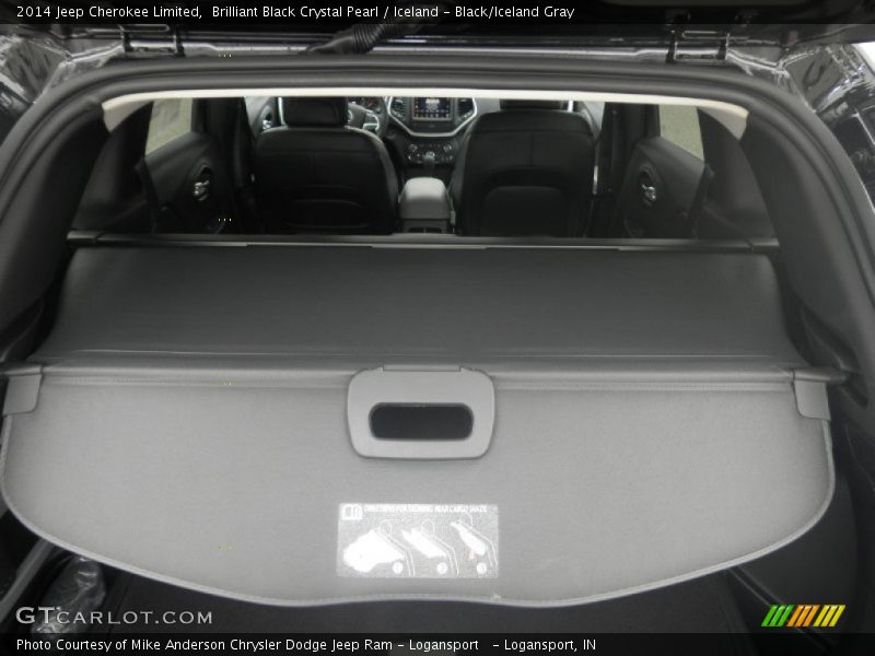 Brilliant Black Crystal Pearl / Iceland - Black/Iceland Gray 2014 Jeep Cherokee Limited