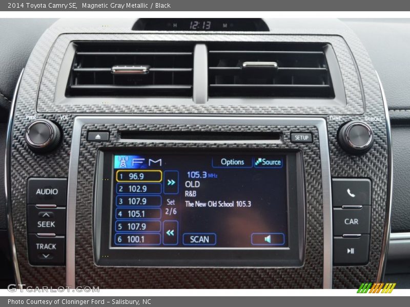 Magnetic Gray Metallic / Black 2014 Toyota Camry SE