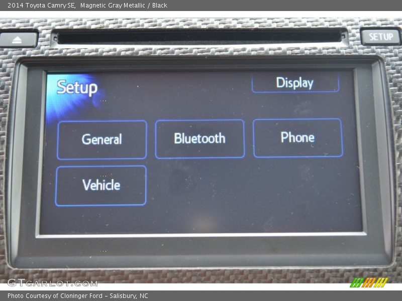 Magnetic Gray Metallic / Black 2014 Toyota Camry SE