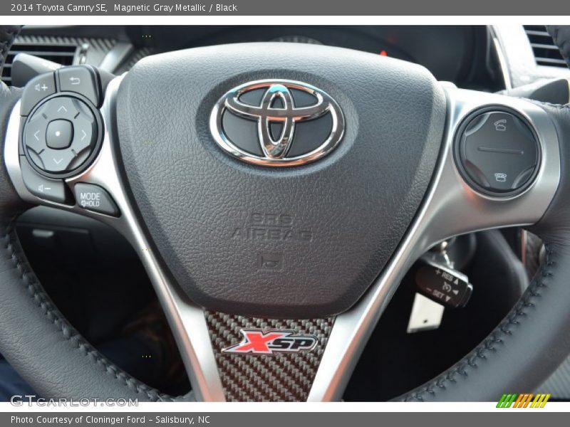 Magnetic Gray Metallic / Black 2014 Toyota Camry SE