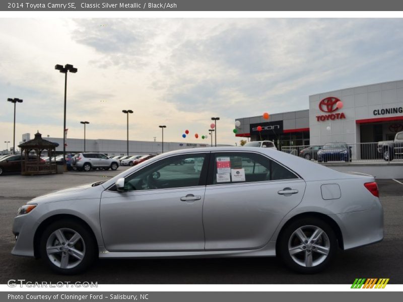 Classic Silver Metallic / Black/Ash 2014 Toyota Camry SE